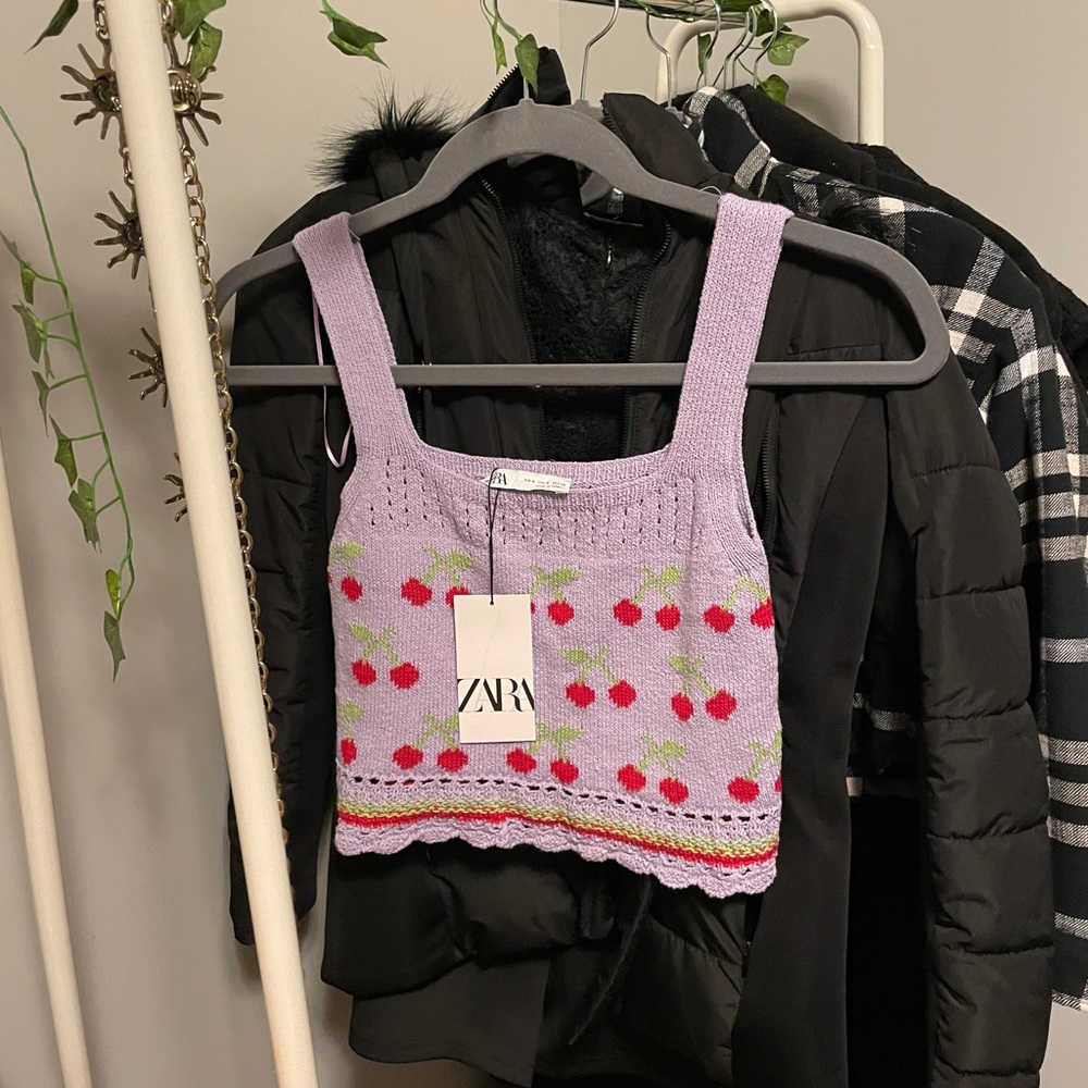 NEW Knitted Purple ZARA Top (Size: Small)
